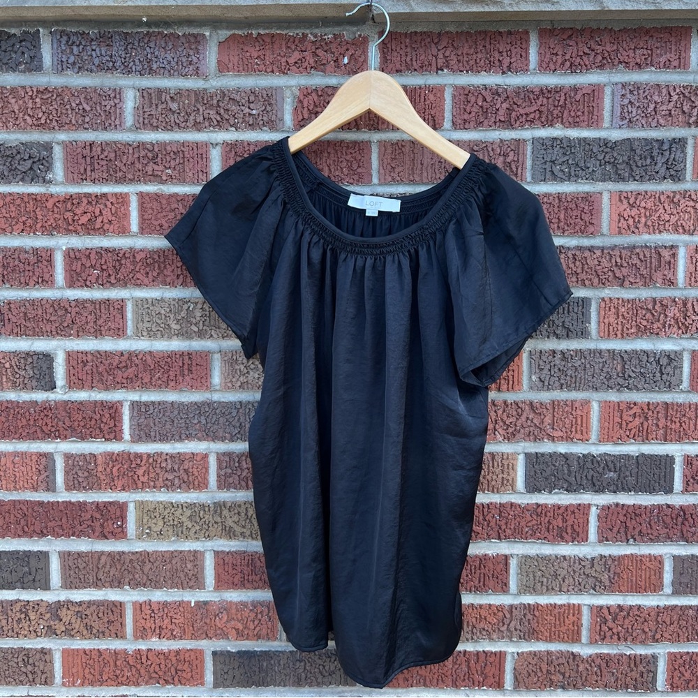 LOFT Scrunch Collar Flounce Sleeve Boat Neck Short Sleeve Peasant Top